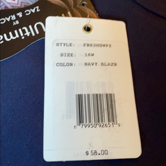 Navy blue crop pants. - Picture 3 of 4